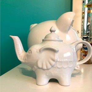 White porcelain elephant teapot